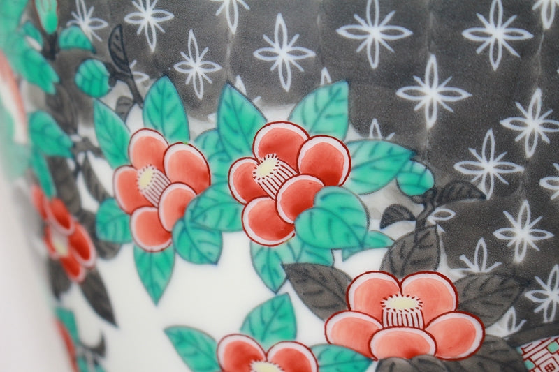 24606 Living National Treasure 14th Imaizumi Imaemon (Colored Snowflakes and Ink Splashes with Four Seasons Flower Design Vase (Solo Exhibition Work)) 