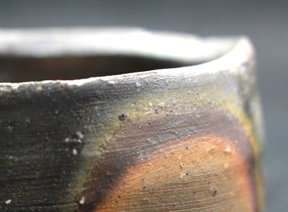 24894 NAKAMURA Rokuro (Bizen sake cup) 