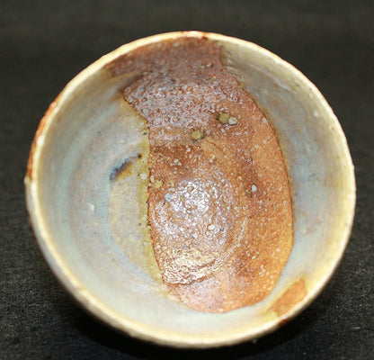 25271 SHAKUNAGA Yukio (blue glaze cup) 