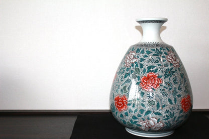 24441 Living National Treasure 14th Generation Imaizumi Imaemon (Colored Ink Splashing Chrysanthemum Sarasa Design Vase) 