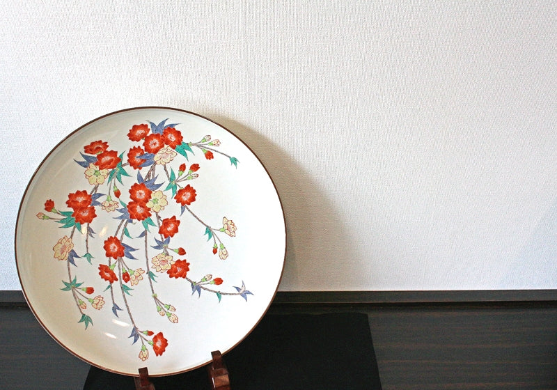 24921 Living National Treasure 14th Generation Sakaida Kakiemon (Dark-colored Weeping Cherry Blossom Design Plate) SAKAIDA Kakiemon 