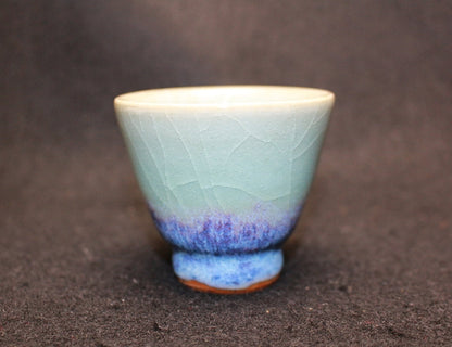 25293 2nd Generation UNO SOUYOU (Celadon Lapis Lazuli Style Sake Cup) UNO SOUYOU 