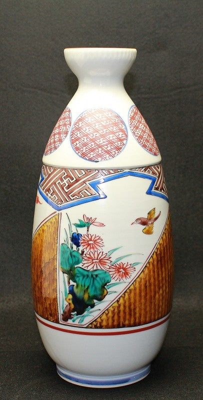 23968 ASAKURA Isokichi (Imitation of Old Kutani Three Styles Sake Bottle) 