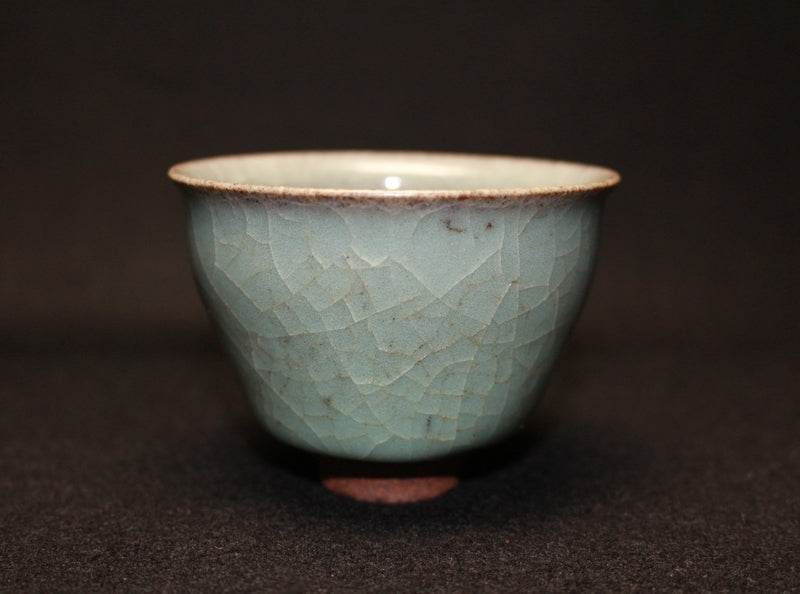 22680 Mineo Okabe (Powder celadon cup (Mikishiki))