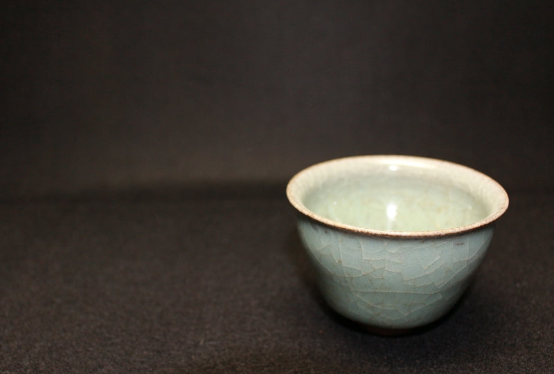 22680 Mineo Okabe (Powder celadon cup (Mikishiki))