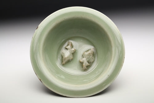 21186 Kitaoji Rosanjin (Celadon double fish cup [Miyanaga Tozan Kiln])