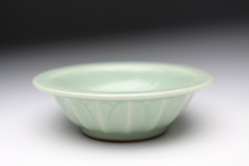 21187 Kitaoji Rosanjin (Celadon double fish cup [Miyanaga Tozan Kiln])