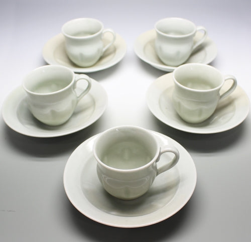 21248 Kenkichi Tomimoto (White porcelain coffee bowls, set of five)