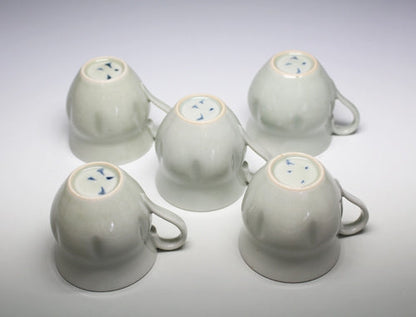 21248 Kenkichi Tomimoto (White porcelain coffee bowls, set of five)