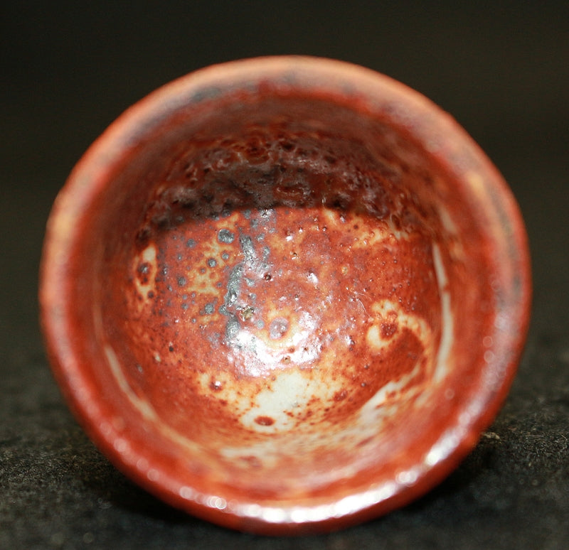 25319 Kitaoji Rosanjin (Red Shino sake cup (Kuroda Satoshi)) 