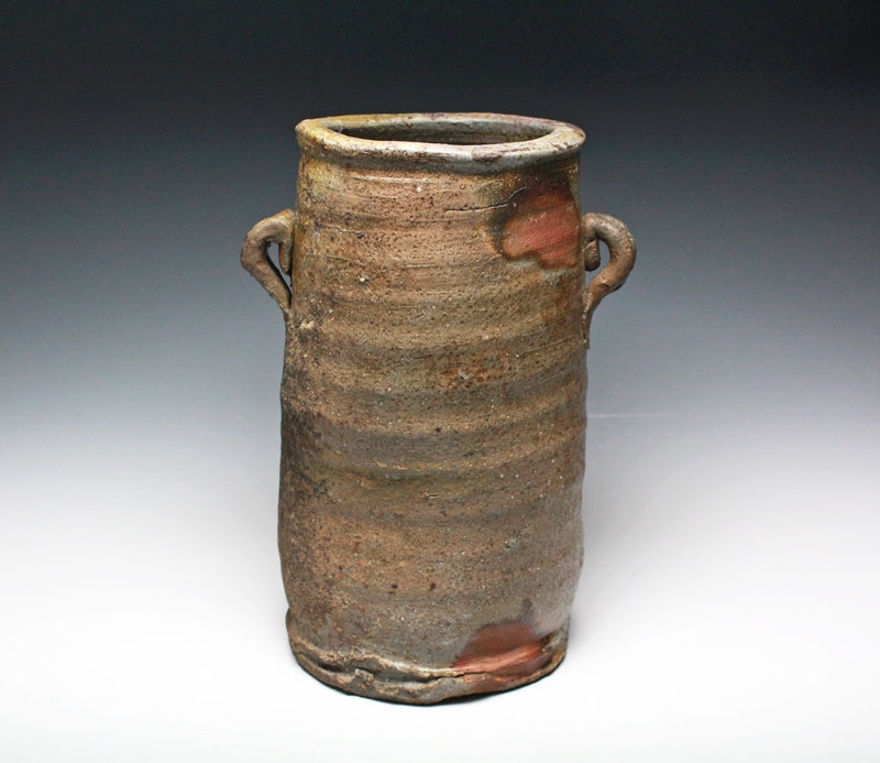 22080 Kaneshige Toyo (Bizen Eared Vase (Jikchuusai))