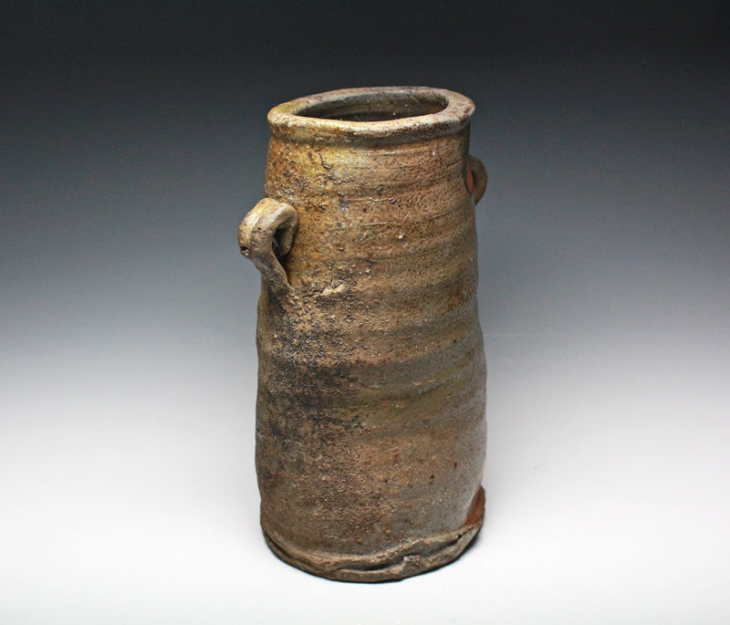 22080 Kaneshige Toyo (Bizen Eared Vase (Jikchuusai))