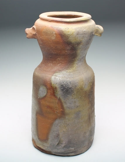 21496 Kaneshige Toyo (Bizen Eared Vase)