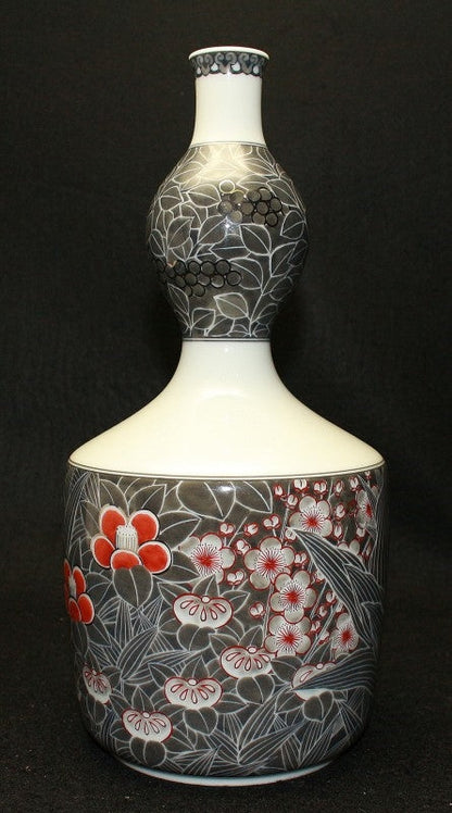 25318 Living National Treasure 14th Generation Imaizumi Imaemon (Colored Snowflake Ink Splash Auspicious Flower Vase) 