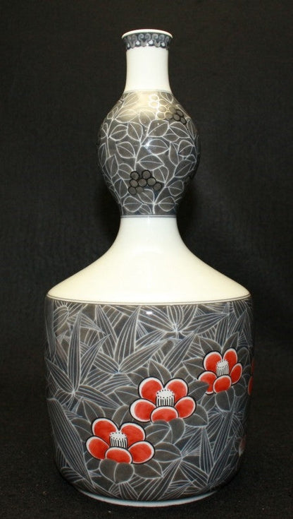 25318 Living National Treasure 14th Generation Imaizumi Imaemon (Colored Snowflake Ink Splash Auspicious Flower Vase) 