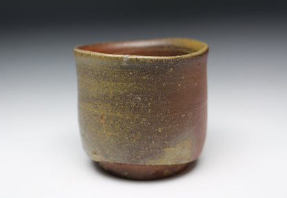 21348 Kaneshige Toyo (Bizen sake cup)