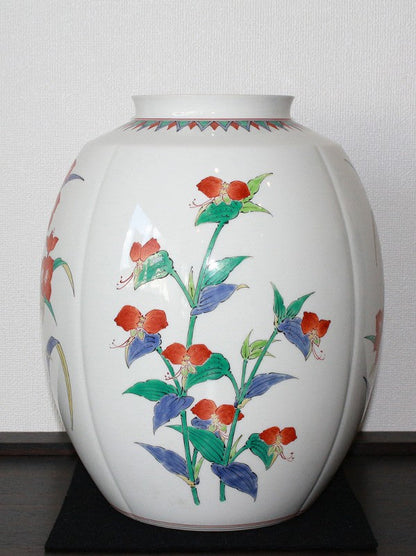 24487 14th generation Sakaida Kakiemon (Muddy hand dewdrop design vase) 