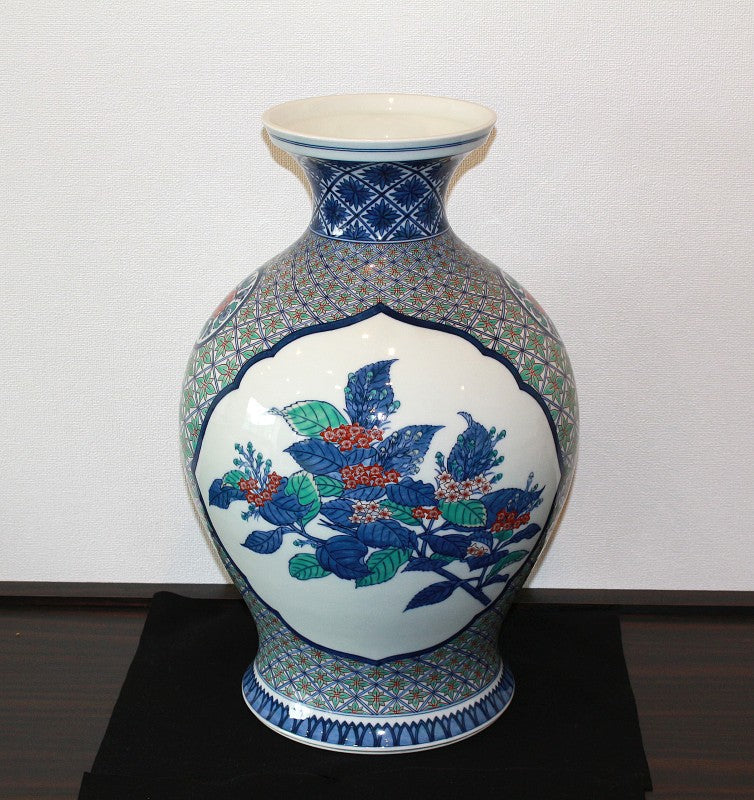 22010 人間国宝 十三代今泉今右衛門(色鍋島二方花紋花瓶)IMAIZUMI Imaemon