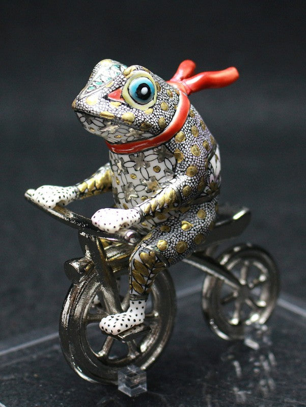 25370 Kazuyoshi Kitamura (Line drawing, color painting, gold leaf "Frog going out") 