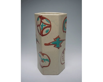 19102 HAMADA Shoji (Red painted hexagonal flower vase)