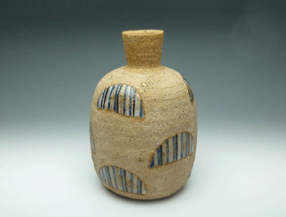 20044 KAMODA Shoji (sake bottle)