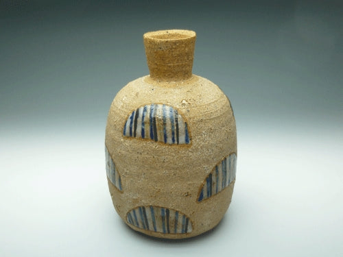 20044 KAMODA Shoji (sake bottle)