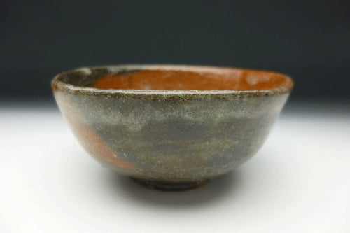 20163 RAKU Kichizaemon [11th generation RAKU Kichizaemon] (Red sake cup)