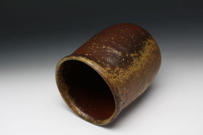 20371 Kaneshige Toyo (Bizen teacup)