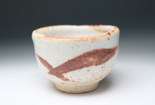 20465 KATO Takahiro (Shino sake cup)