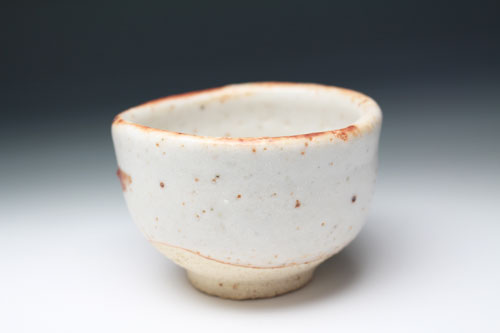 20465 KATO Takahiro (Shino sake cup)