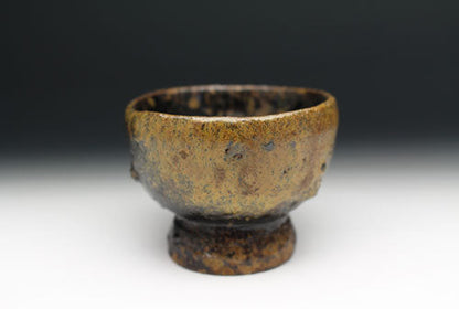 20472 MORI Togaku [Samukaze Kiln] (Bizen Kuinomi [Sake cup])