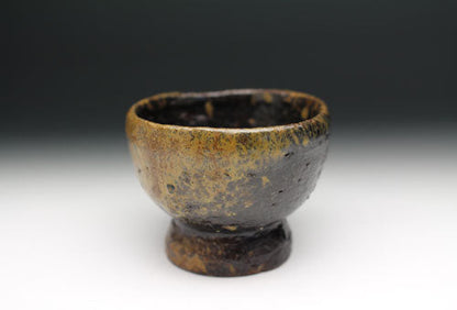 20472 MORI Togaku [Samukaze Kiln] (Bizen Kuinomi [Sake cup])