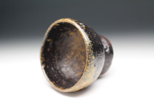 20472 MORI Togaku [Samukaze Kiln] (Bizen Kuinomi [Sake cup])