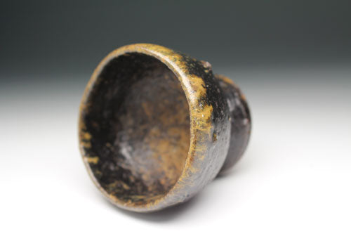 20472 MORI Togaku [Samukaze Kiln] (Bizen Kuinomi [Sake cup])