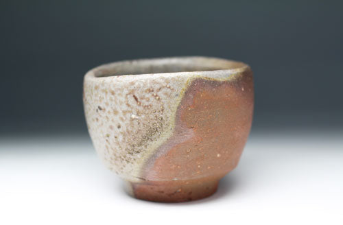 20531 Kaneshige Toyo (Bizen sake cup)