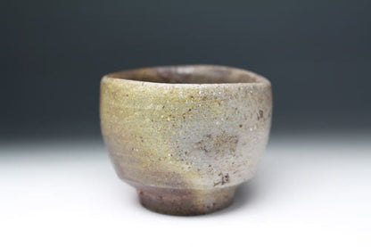 20531 Kaneshige Toyo (Bizen sake cup)