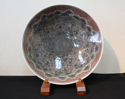 20634 13th generation Imaemon Imaizumi (colored light ink chrysanthemum design bowl)