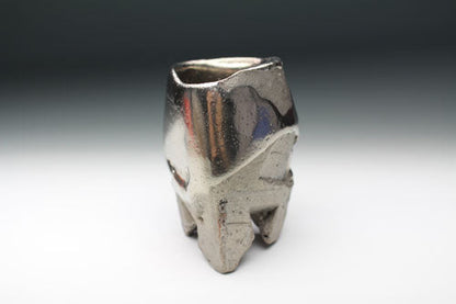 20803 KAKUREZAKI Ryuich (Silver-painted sake cup)