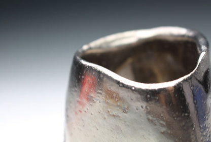 20803 KAKUREZAKI Ryuich (Silver-painted sake cup)