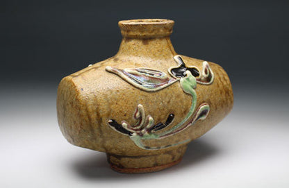 20822 Kanjiro Kawai [Bin Takashi] (Ash-glazed cylindrical vase with floral motif)