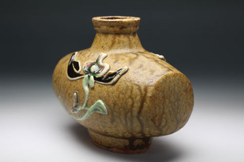 20822 Kanjiro Kawai [Bin Takashi] (Ash-glazed cylindrical vase with floral motif)