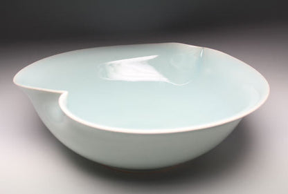 20916 Shinobu Kawase (celadon bowl)