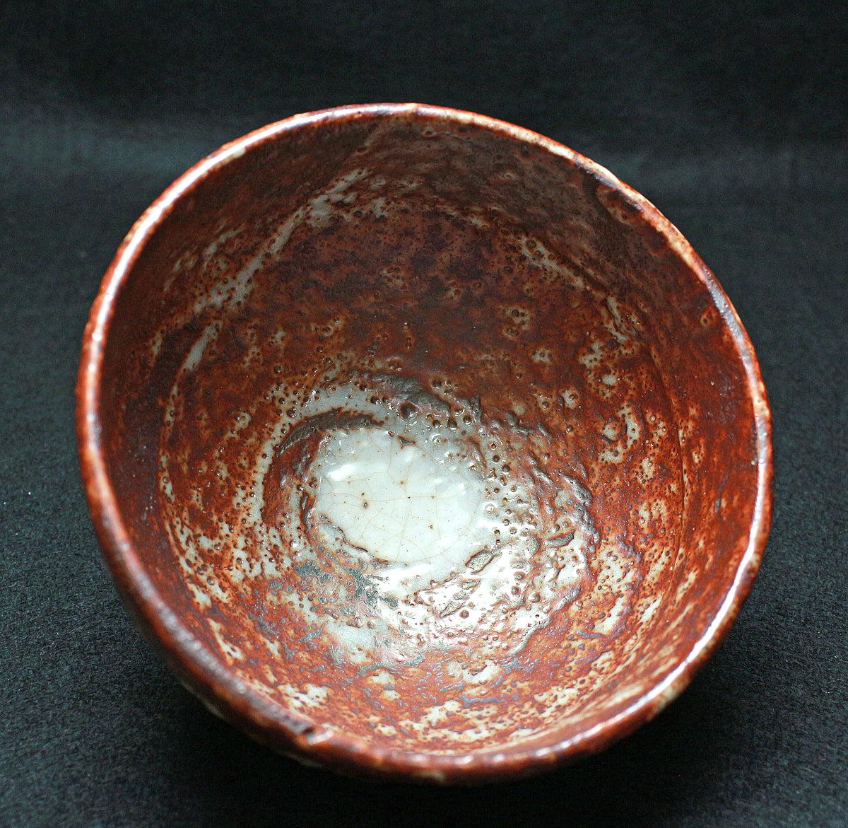 26124 北大路魯山人 鼡志野文字入茶碗（雪月花・黒田識） KITAOJI