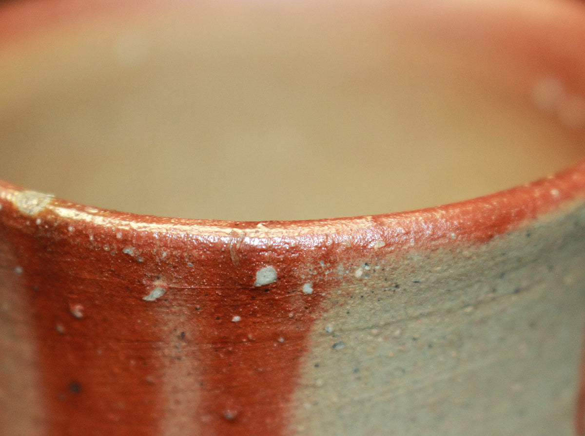 26141　人間国宝　伊勢崎淳	　備前酒呑　　ISEZAKI  Jun