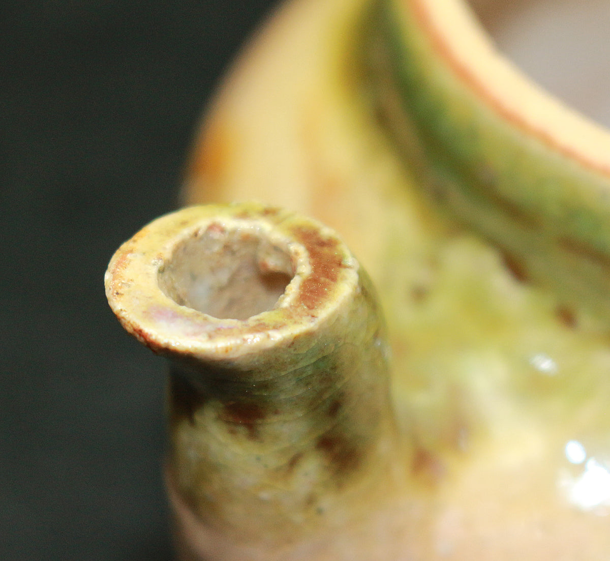 26159　　北大路魯山人 　織部汁注（黒田識） 　KITAOJI Rosanjin