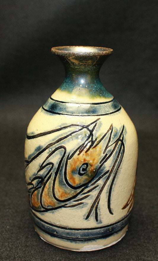 26172　人間国宝　金城次郎	　海老魚紋徳利　KINJO Jiro