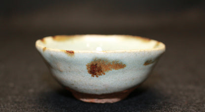 26186   人間国宝　清水卯一   灰釉鉄彩盃　SHIMIZU　Uichi