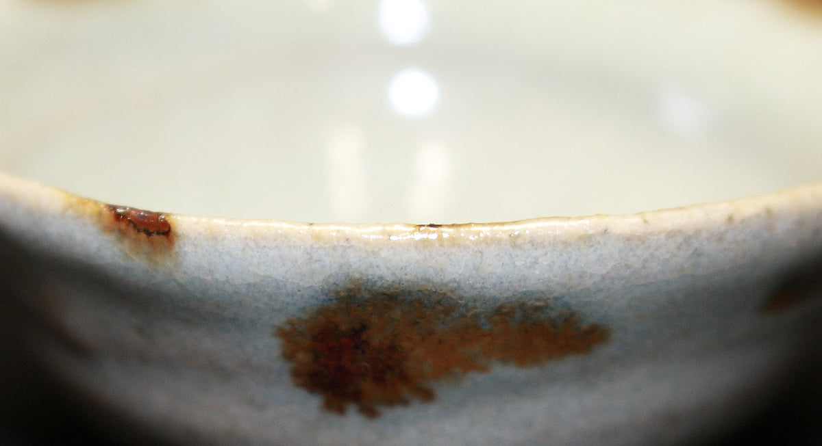 26186 人間国宝 清水卯一 灰釉鉄彩盃 SHIMIZU Uichi – アート飛田