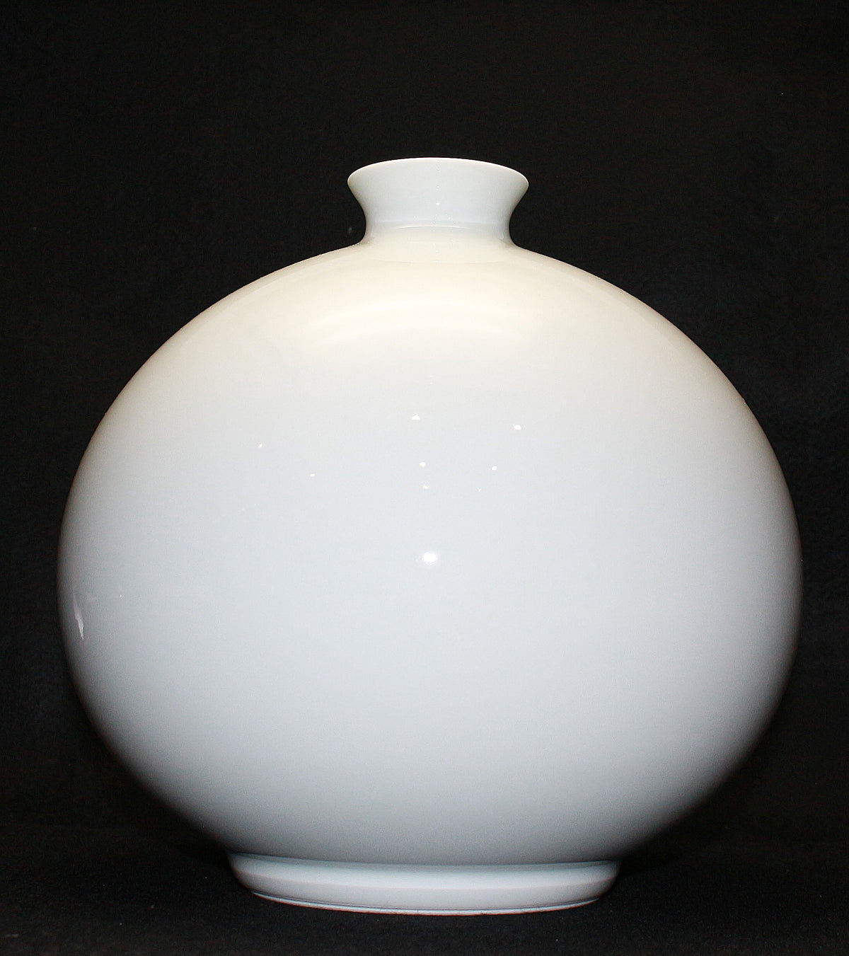 26181　人間国宝　井上萬二	　白磁丸形壷②