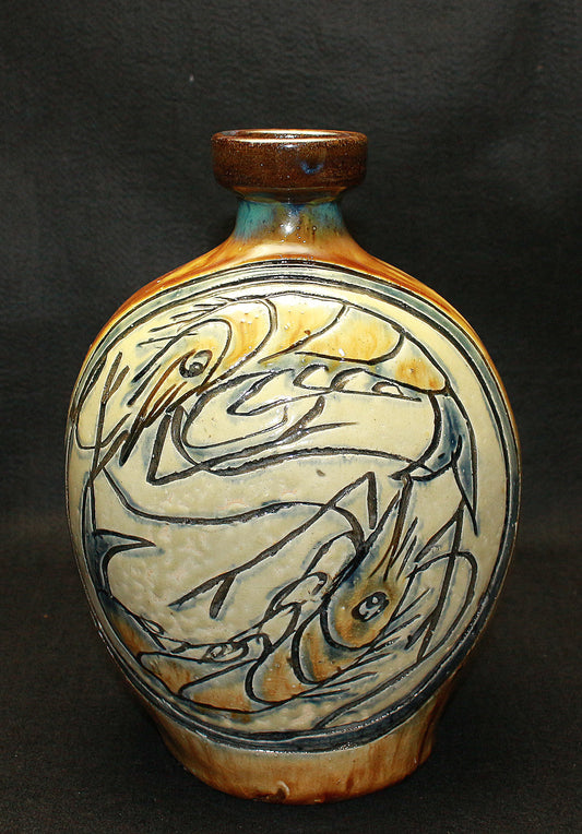 26183	人間国宝　金城次郎　扁壷（海老文）　　Kinjo　Jiro